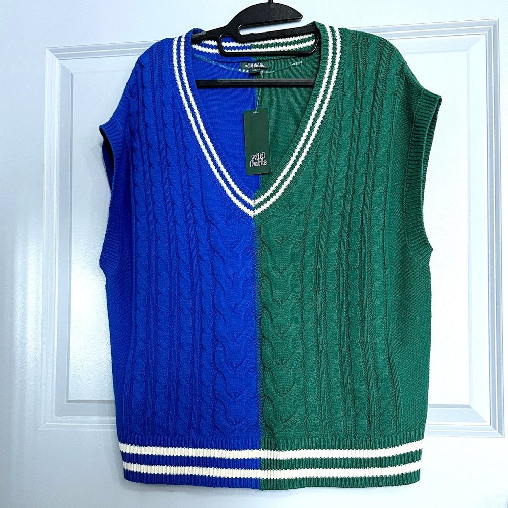 WILD FABLE Oversized Cable Knit Colorblock Sweater Vest Size Medium NWT - Picture 2 of 5